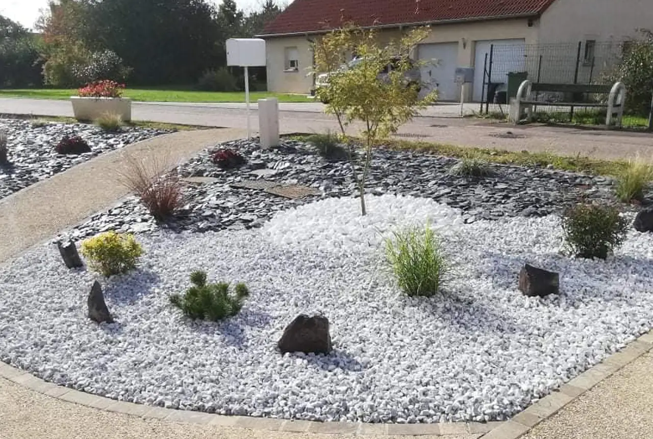 création d'un massif par AD Paysage
