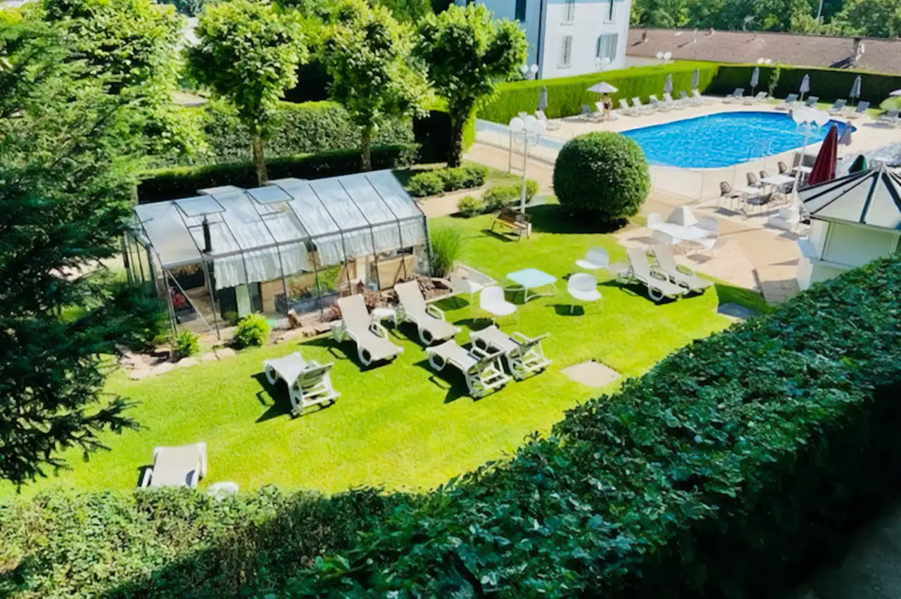 entretien complet d'un jardin par AD Paysage